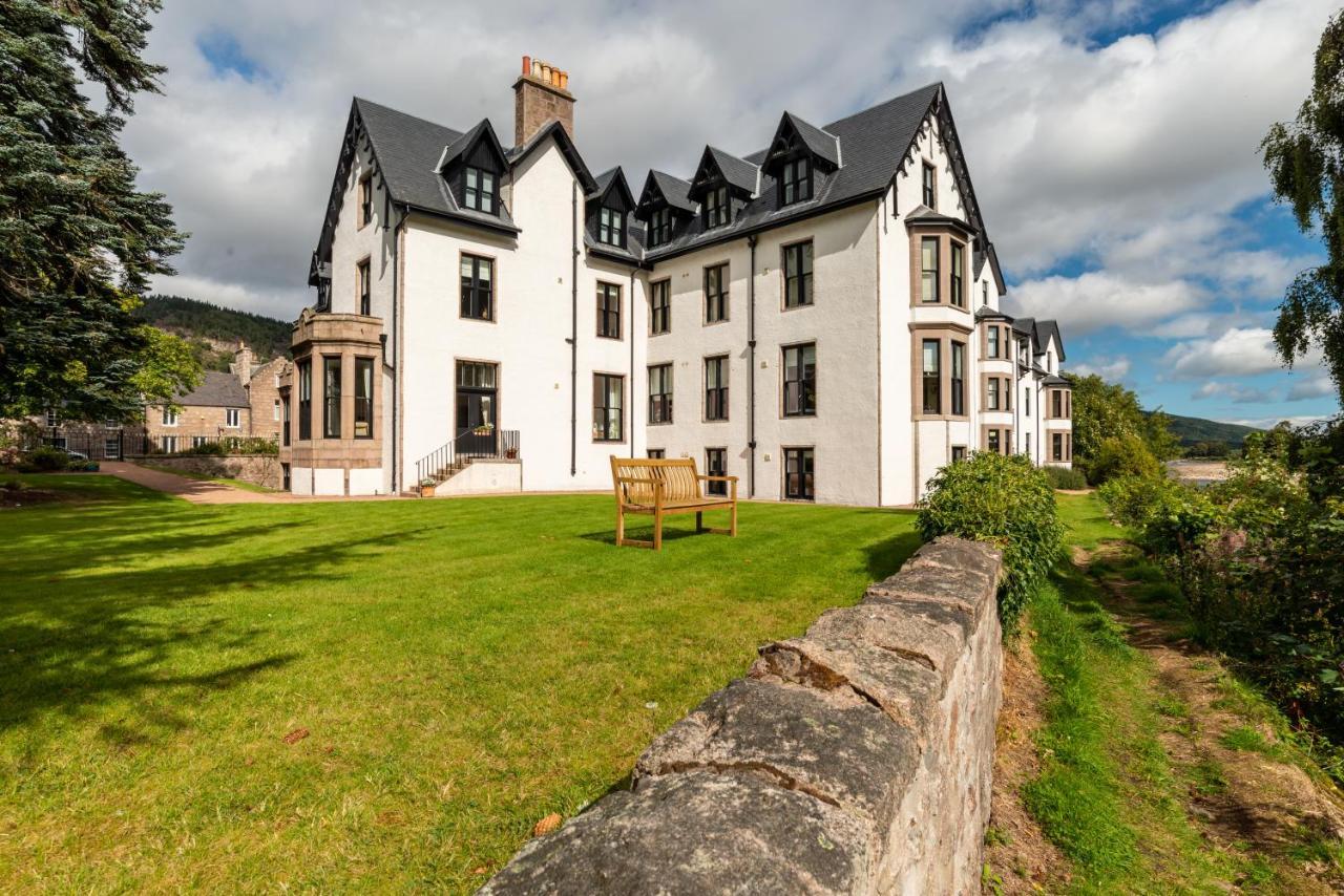 Historic Village, Rare Find, Amazing Views Ballater Buitenkant foto